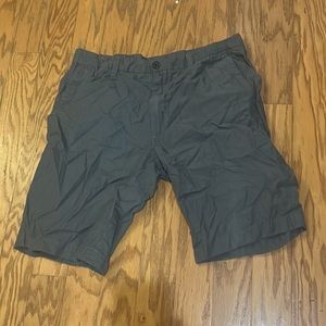 Kenneth Cole New York Men’s Gray Flat Front Stripe Shorts 34